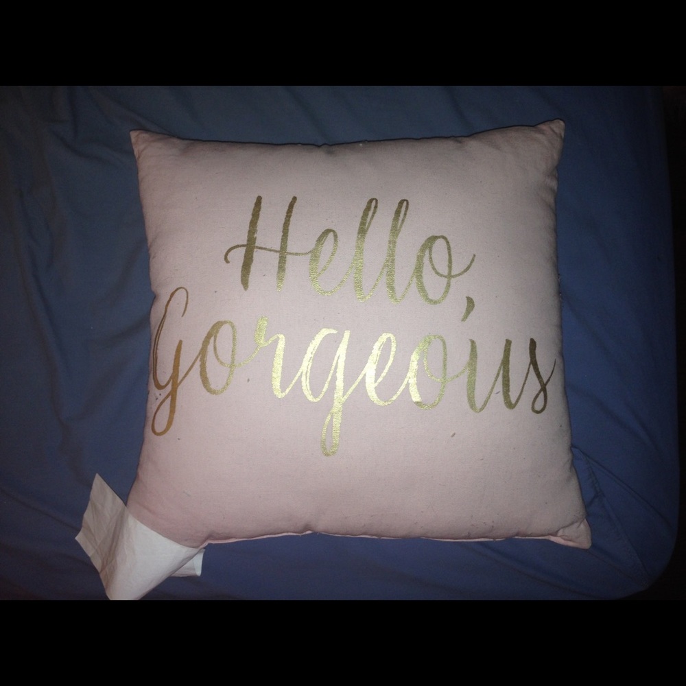 Decorative pillow
